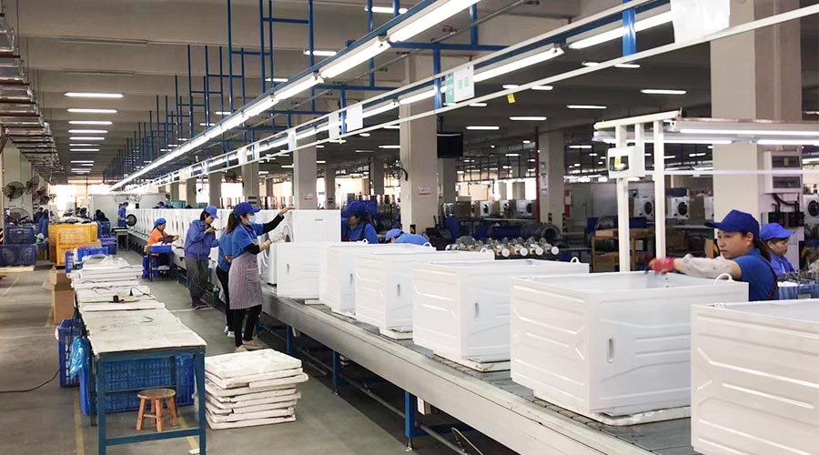 專業(yè)且專注！裝配車間開展客戶松下滾筒衣服烘干機(jī)生產(chǎn)