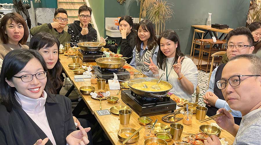 寒冬暖心！金環(huán)電器銷售部組織火鍋團建沖刺2022